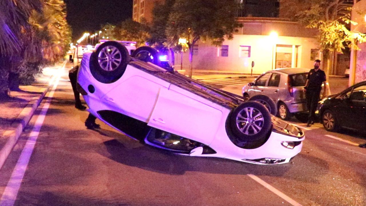 Accidente Con Vuelco De Veh Culo En Alicante Extranews Es